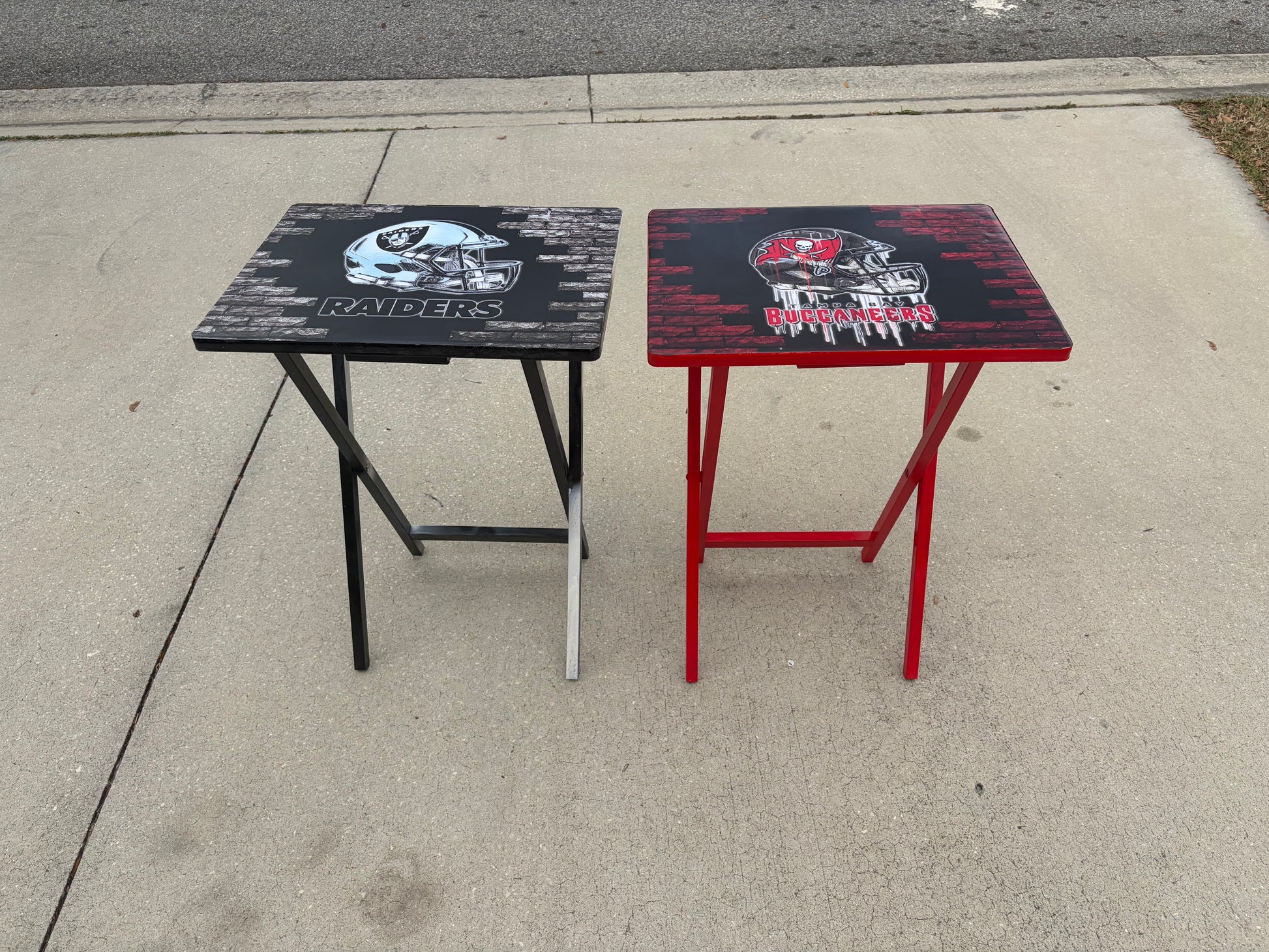 Custom Tray Tables